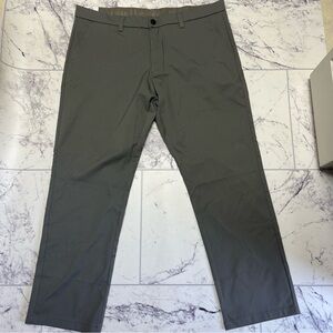 English Laundry Men's Size 38 x 30 Dress Pants